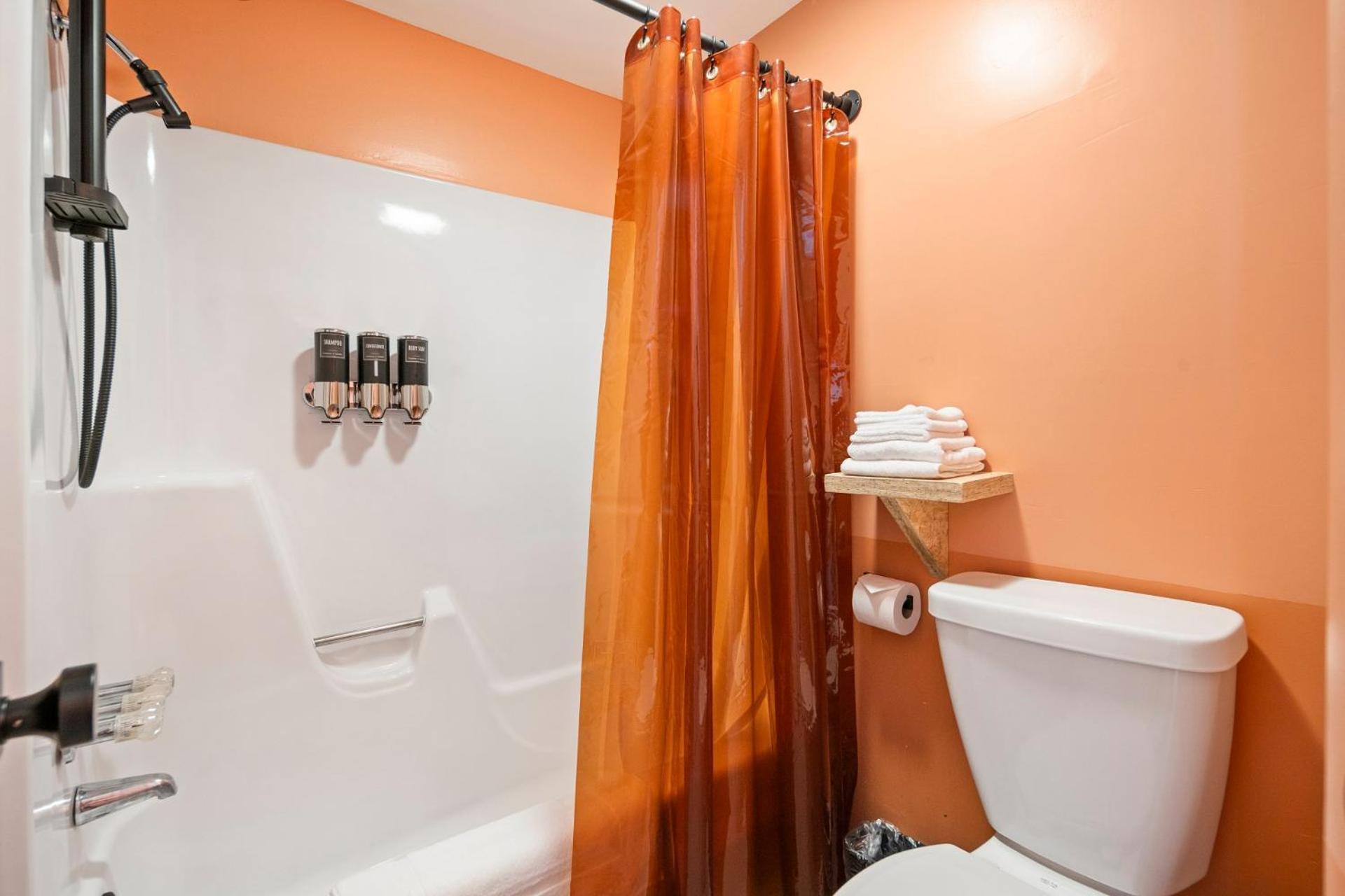 The Brooks Motel Hillsdale Εξωτερικό φωτογραφία