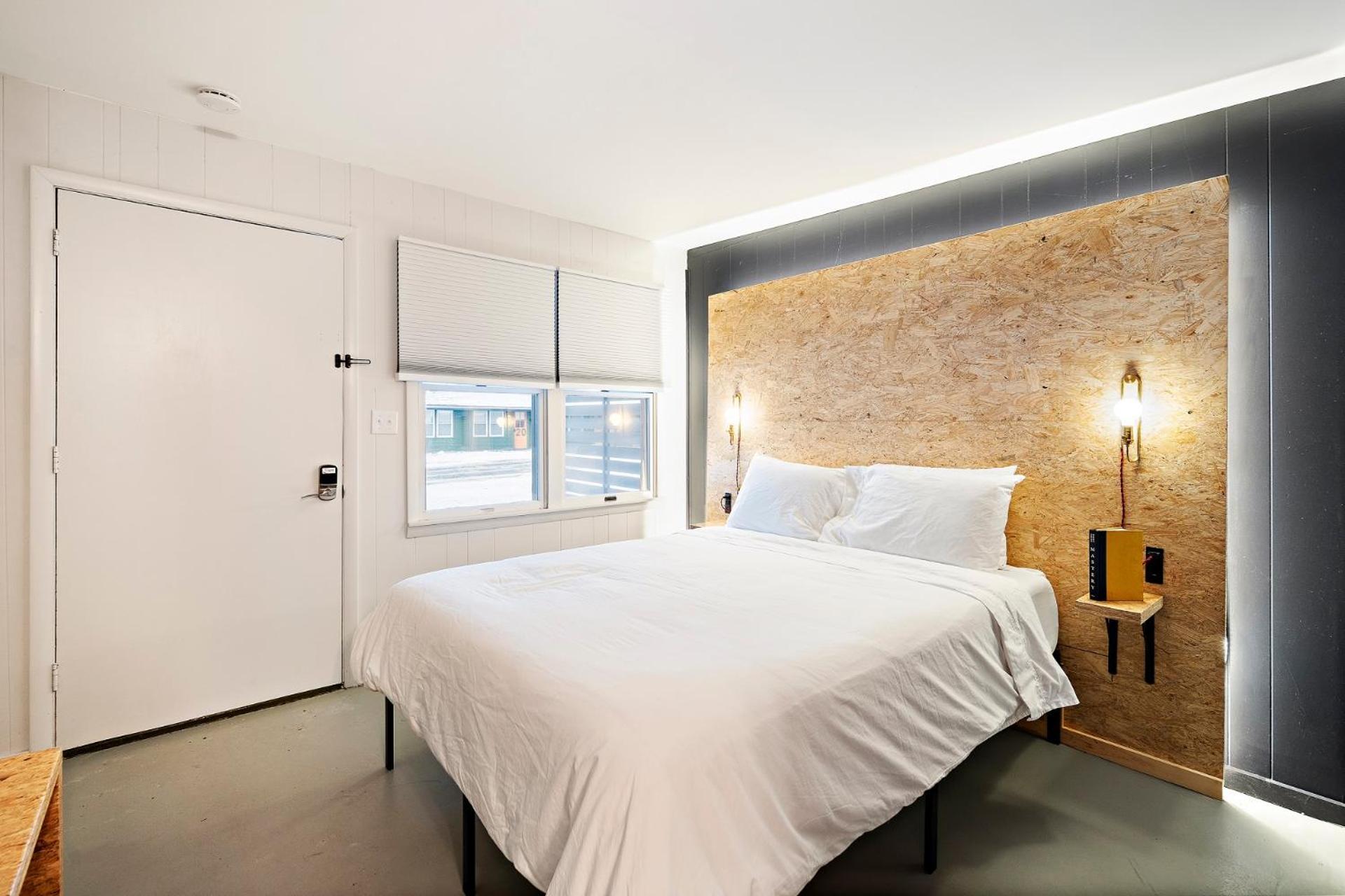 The Brooks Motel Hillsdale Εξωτερικό φωτογραφία